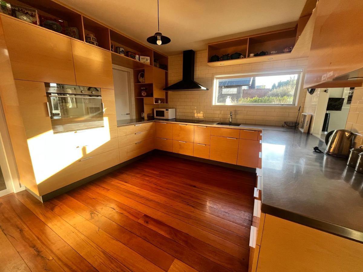 Luxury Lake View House Lake Tekapo Exterior foto